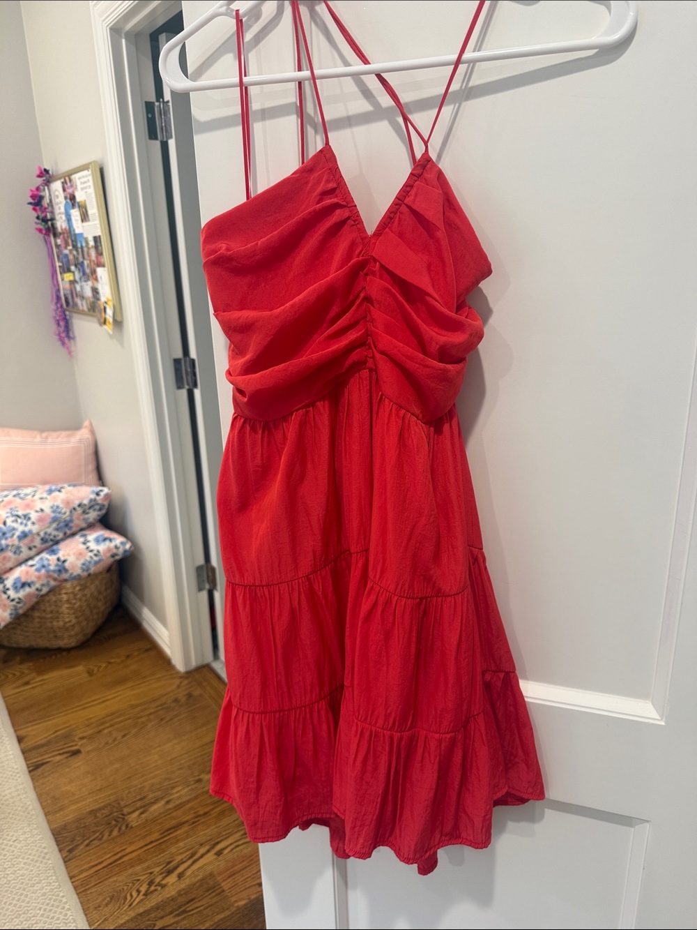 Day + Moon Red Halter Dress
Size L
Great Condition
